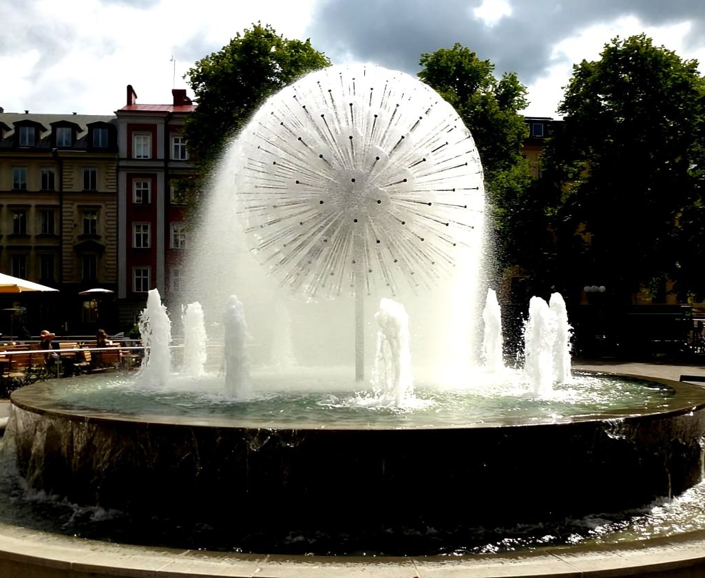 ball-water-fountain