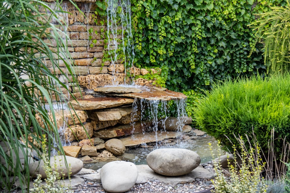 garden-wall-water-features-ideas